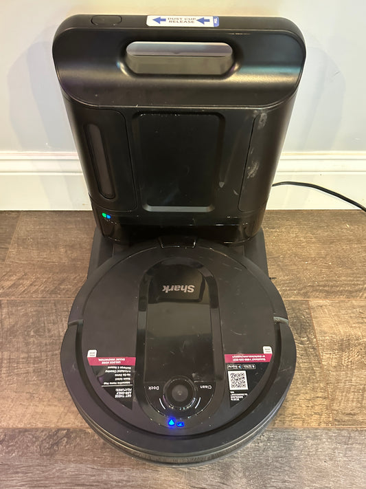 Shark - AI Robot Vacuum, WiFi Connected;  Alexa Enabled - Black