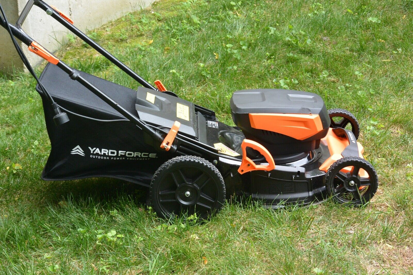 Yard Force 19-inch Electric Lawn Mower