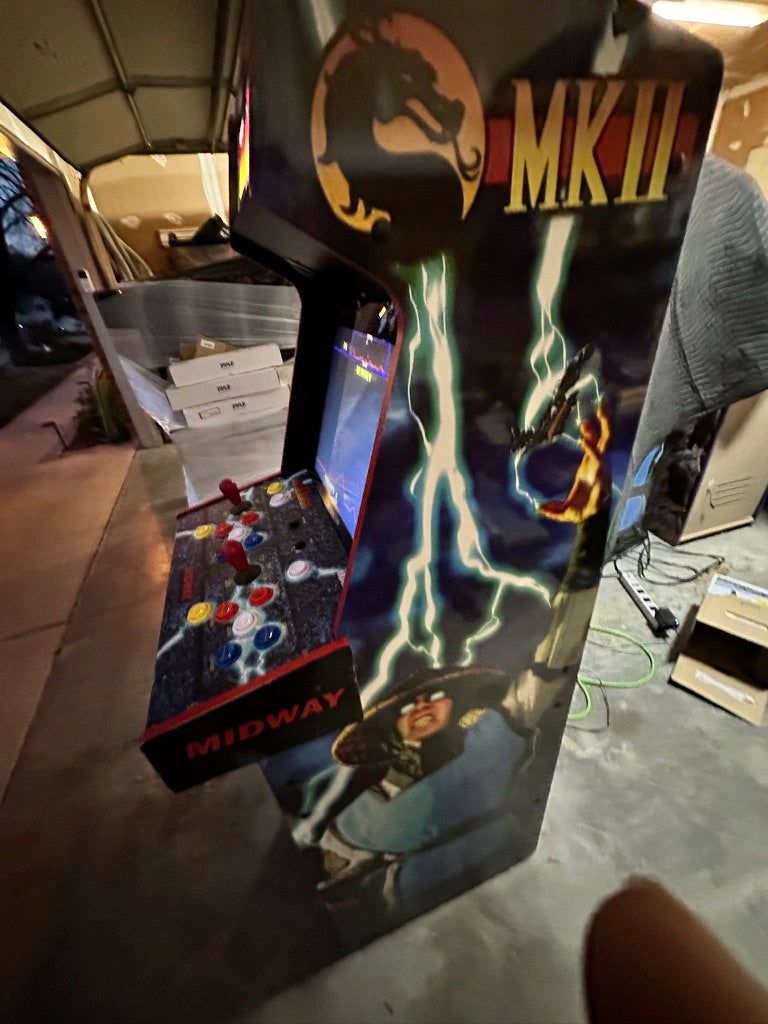 Mortal Kombat II Deluxe Arcade Game