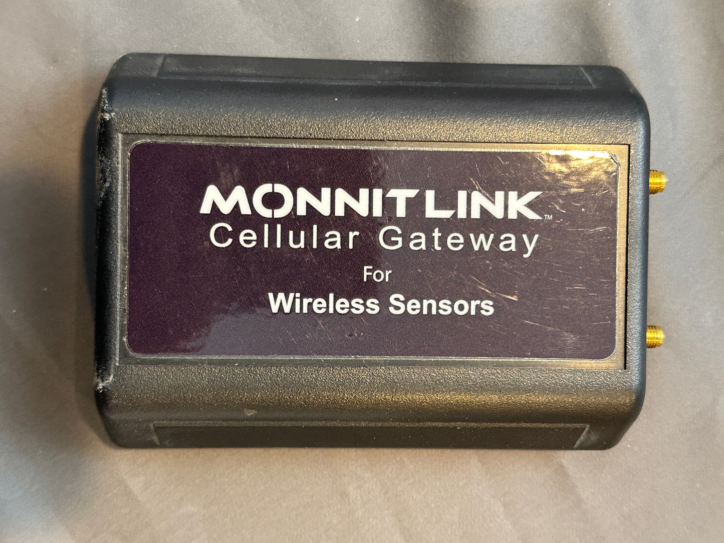 Monnitlink cellular gateway Model MNG-9-2A2V for Verizon ( No Power Cord)  - Pre-Owned